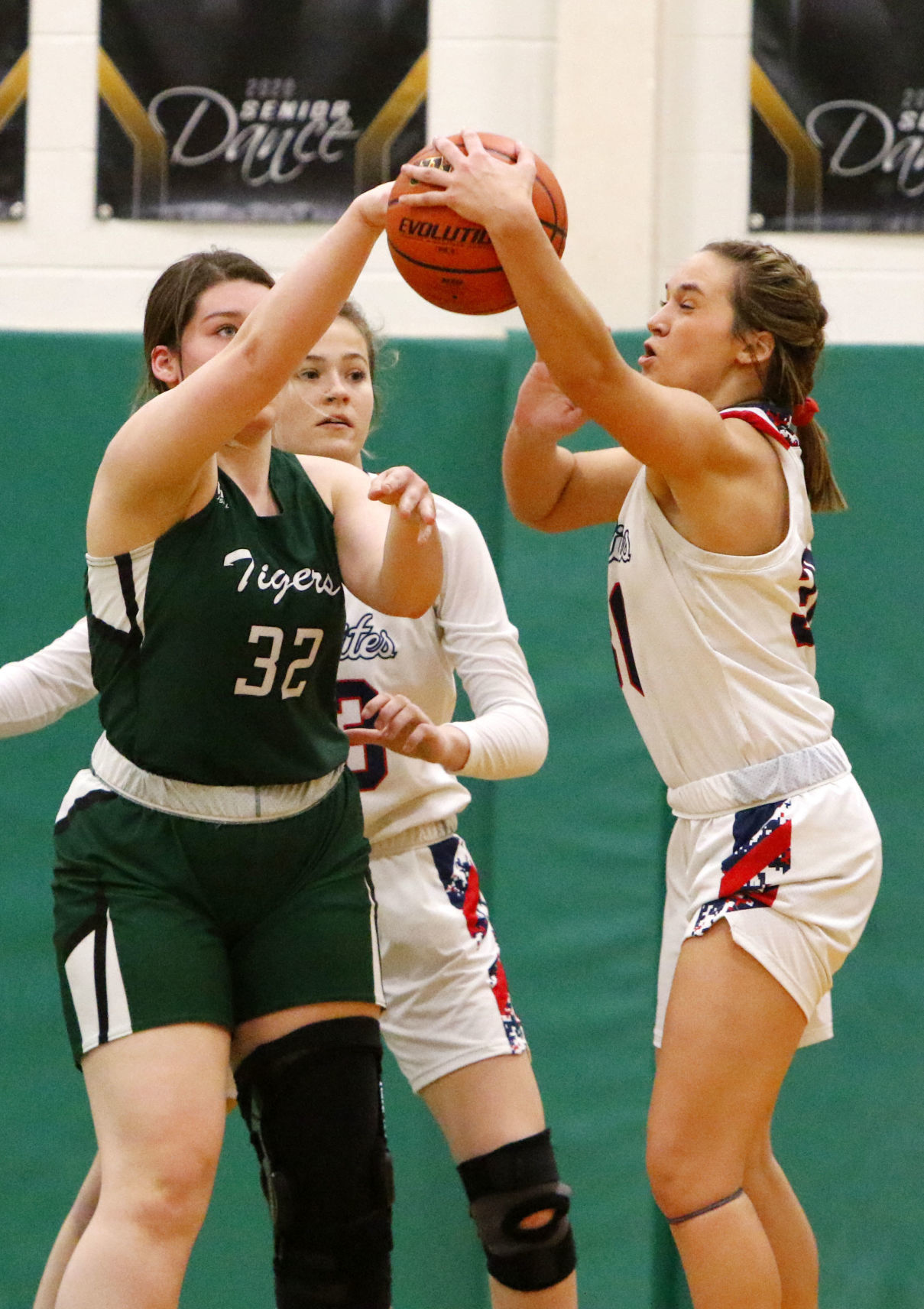Gallery: PCC girls basketball tournament semifinal: South Central vs. LaCrosse